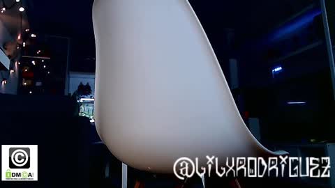 Snapshot of dondehaypelohayalegria chatting on January 23, 4:04 pm I DIGZ  .K.. D  .K.. PIG PPP online show from January 23, 4:04 pm