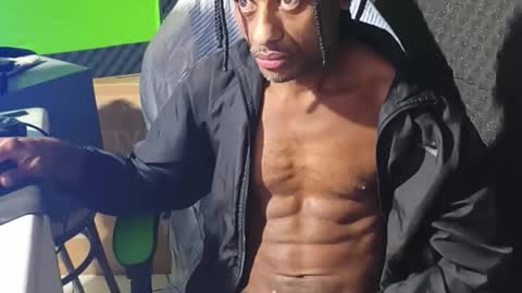 dondiego5511 online show from April 22, 2:14 am