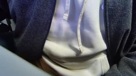 Snapshot of dondiego9999 chatting on December 7, 2:31 am dondiego9999 online show from December 7, 2:31 am