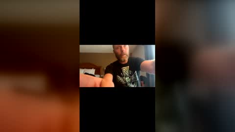 Snapshot of dondoin chatting on May 30, 8:06 pm live online show from May 30, 8:06 pm