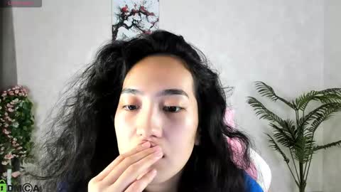 Snapshot of donnaa_drew chatting on September 17, 3:41 am Aura online show from September 17, 3:41 am