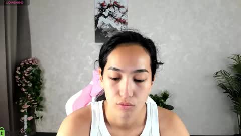 Snapshot of donnaa_drew chatting on September 21, 3:41 am Aura online show from September 21, 3:41 am