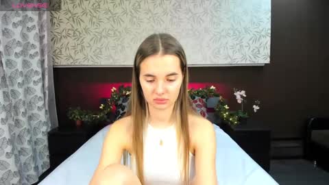 Donna On GMT2 Mon-Fri 3-9 AM online show from December 20, 10:32 pm