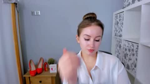 DonnaSensual online show from November 20, 5:23 pm