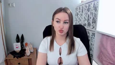 DonnaSensual online show from April 23, 2:52 pm