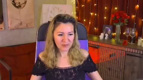 Donna online show from April 21, 7:06 pm