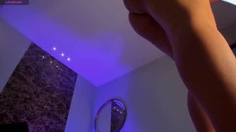  Donna Stonne  online show from December 13, 6:38 pm