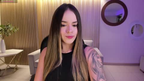  Donna Stonne  online show from January 5, 5:51 pm