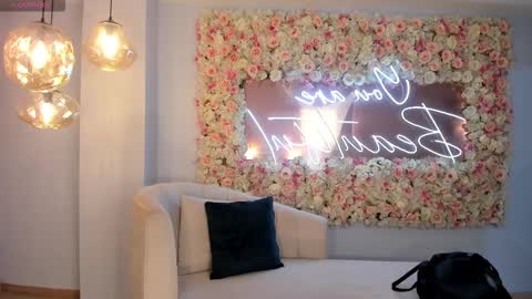  Donna Stonne  online show from October 26, 3:34 am