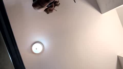 donnie401152 online show from March 3, 9:05 pm