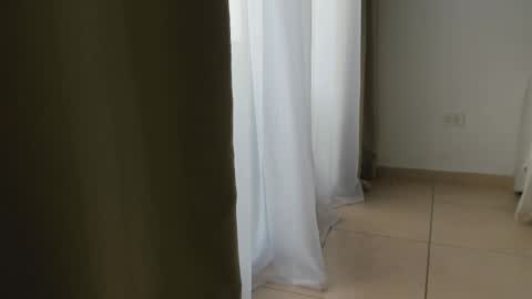 Donatella online show from February 12, 12:12 pm