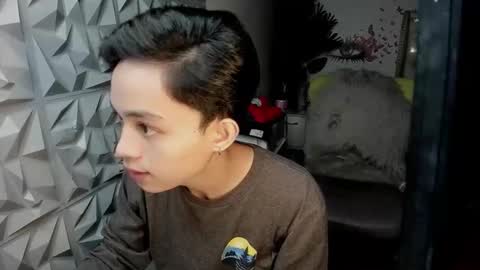 Snapshot of donromano_ chatting on February 24, 9:13 pm Don Romano online show from February 24, 9:13 pm