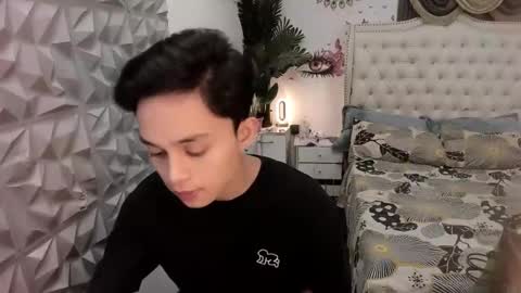 Snapshot of donromano_ chatting on February 26, 6:34 am Don Romano online show from February 26, 6:34 am