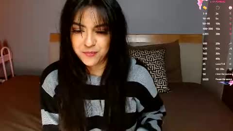 Snapshot of dontbemina chatting on July 29, 8:56 am DontBeMina online show from July 29, 8:56 am