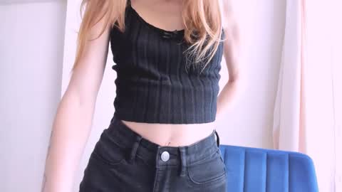 Sam online show from November 4, 7:18 am