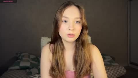 Snapshot of dontoch chatting on December 1, 6:08 pm Stacy online show from December 1, 6:08 pm
