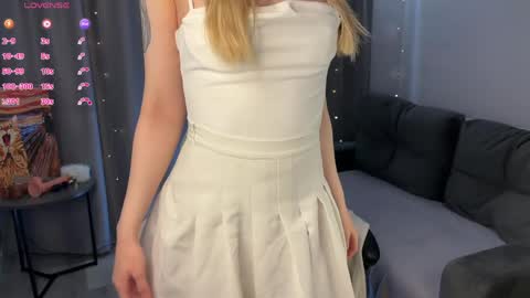 Ely online show from April 23, 10:56 pm