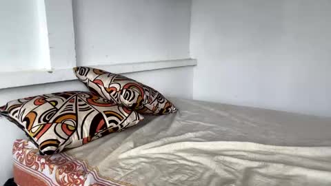 Snapshot of donvergha chatting on February 5, 2:48 pm donvergha online show from February 5, 2:48 pm