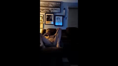 doobie1717 online show from February 6, 5:01 am