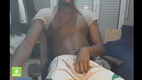 Snapshot of doomdrag3 chatting on January 17, 11:52 pm doomdrag3 online show from January 17, 11:52 pm