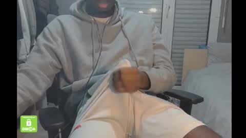 Snapshot of doomdrag3 chatting on March 7, 12:29 am doomdrag3 online show from March 7, 12:29 am