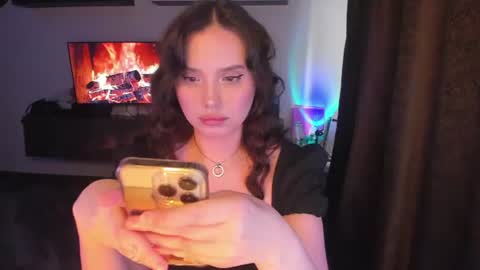 Snapshot of doracharmer chatting on June 12, 9:08 am Dora Charmer online show from June 12, 9:08 am