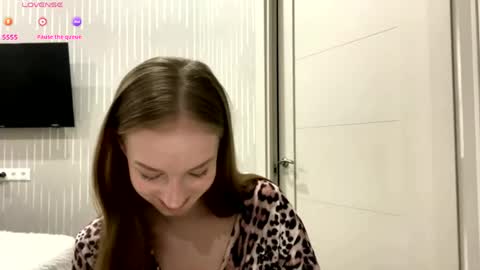 Snapshot of doreathagustave chatting on May 31, 9:05 pm Anika online show from May 31, 9:05 pm