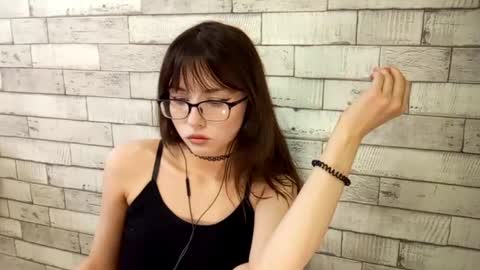 Snapshot of doretharuschak chatting on May 14, 11:39 am Aimi online show from May 14, 11:39 am