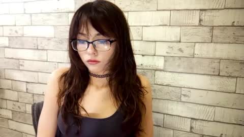 Snapshot of doretharuschak chatting on May 17, 12:23 pm Aimi online show from May 17, 12:23 pm
