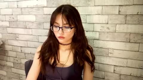 Snapshot of doretharuschak chatting on May 18, 10:10 am Aimi online show from May 18, 10:10 am