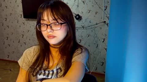 Snapshot of doretharuschak chatting on May 29, 11:08 am Aimi online show from May 29, 11:08 am