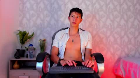 Snapshot of dorian_mystery chatting on January 14, 10:44 pm dorian_mystery online show from January 14, 10:44 pm