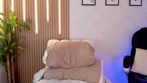 dorian_mystery online show from October 31, 6:42 pm