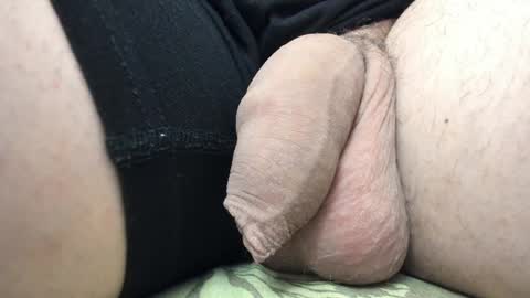 Snapshot of doriancretu95 chatting on December 8, 2:41 pm menu below online show from December 8, 2:41 pm