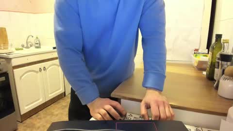 Snapshot of doriancretu95 chatting on February 16, 9:05 pm menu below online show from February 16, 9:05 pm