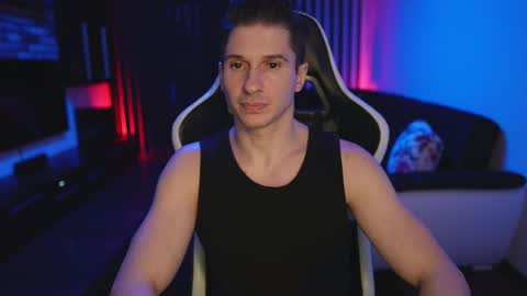 Dorian Reyes online show from April 1, 12:33 am