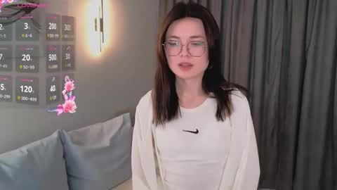 Snapshot of doris_lewis chatting on November 6, 8:04 am Maria online show from November 6, 8:04 am