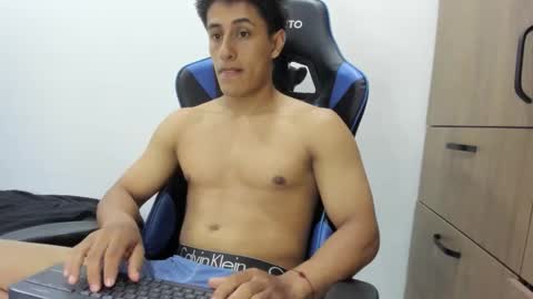 dorman_boy online show from November 4, 2:43 am