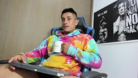 dorman_boy online show from April 27, 3:37 am