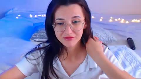 Snapshot of dorotty_ chatting on October 23, 6:02 am Your Dorotty online show from October 23, 6:02 am