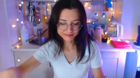 Snapshot of dorotty_ chatting on November 3, 11:48 pm Your Dorotty online show from November 3, 11:48 pm