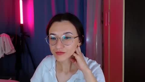 Snapshot of dorotty_ chatting on November 9, 11:47 pm Your Dorotty online show from November 9, 11:47 pm