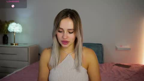 Amy online show from September 25, 11:36 am