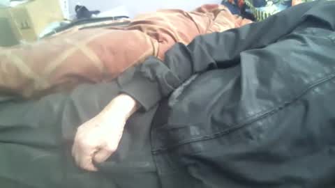 Hello  welcome to Slutsville  I am the Naked Chef  really  but you may call me Peter online show from March 26, 9:48 am