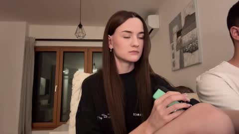 Alice and Mark online show from February 21, 9:16 pm