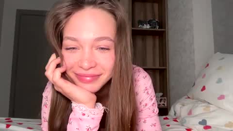 Snapshot of doublecuties chatting on January 17, 8:02 am Lana  Eva  dont forget to give us a thumb up online show from January 17, 8:02 am
