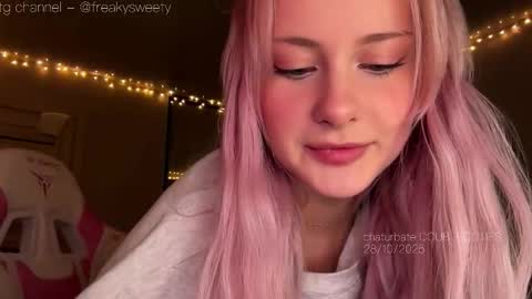 Lana  Eva  dont forget to give us a thumb up online show from October 28, 3:58 pm