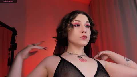 Snapshot of doublee_trouble chatting on February 13, 8:55 pm Eva ana Liza online show from February 13, 8:55 pm