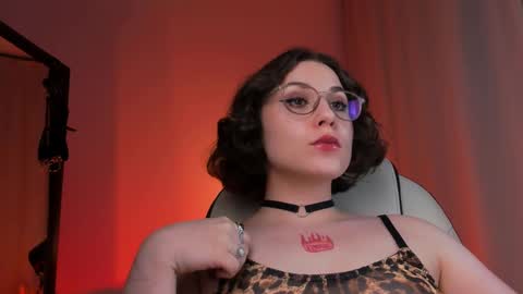 Snapshot of doublee_trouble chatting on February 28, 3:48 am Eva ana Liza online show from February 28, 3:48 am