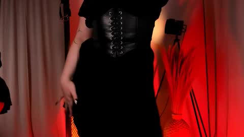 Snapshot of doublee_trouble chatting on March 12, 12:53 am Eva ana Liza online show from March 12, 12:53 am